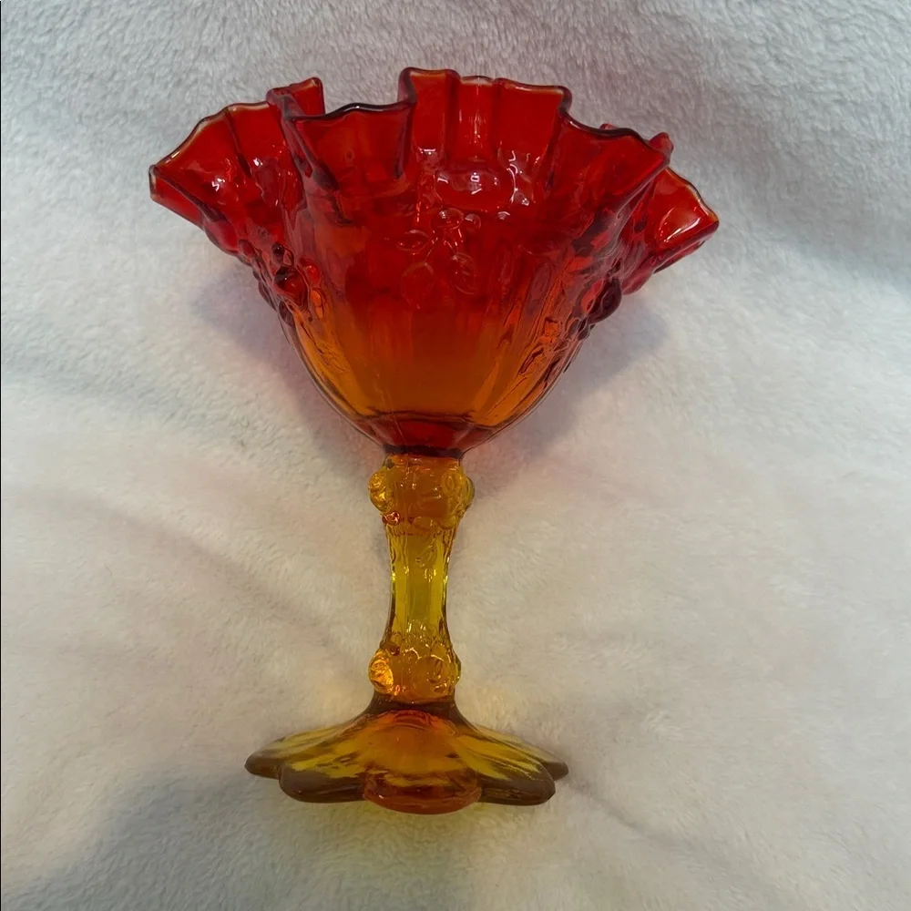 Fenton Ambèrina Ruffled Glass Thumbprint 6inch Pedestal Compote